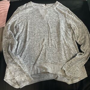 Elegant Heather Gray V-Neck Sweater
